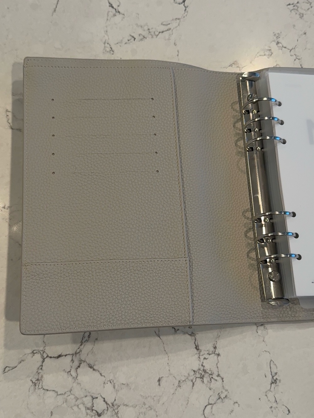 Cloth & Paper Foundations A5 6-Ring Leather Agenda Cover - Picture 3 of 7